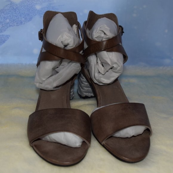 Antelope Greige Ankle-Strap Leather Sandal in Luxe Leather $225 - Picture 8 of 13